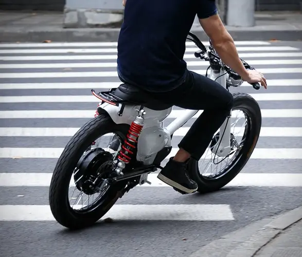 スーパーカブを電動化するフルキット30万円は安いか高いか カスタムライフ