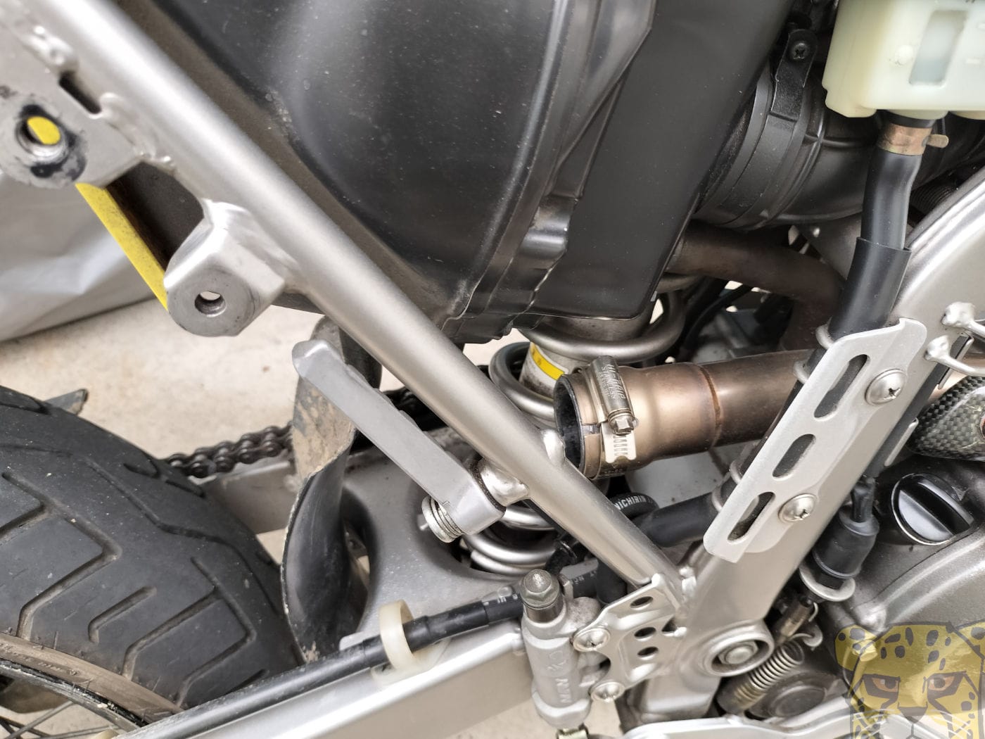 Moto exhaust Heat resistant coating 07